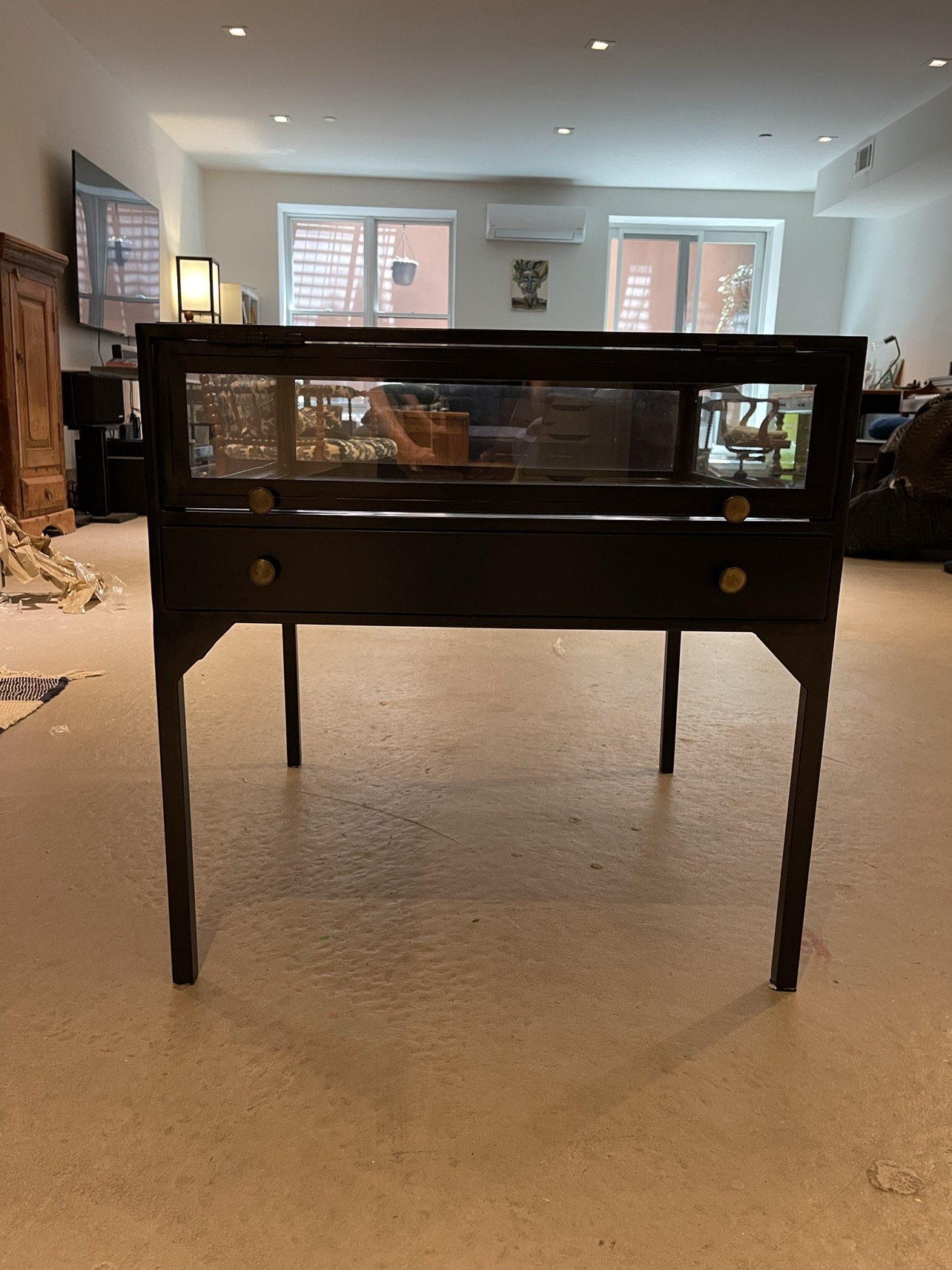 2 Display End Tables