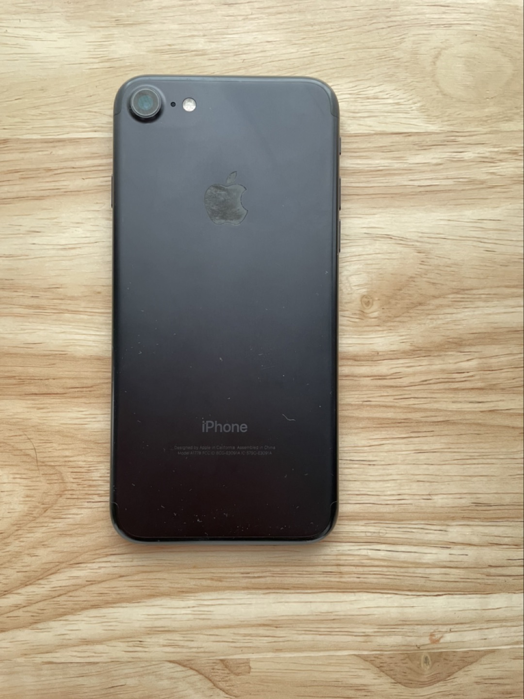 iPhone 7 128 GB Unlocked image indicator(3)