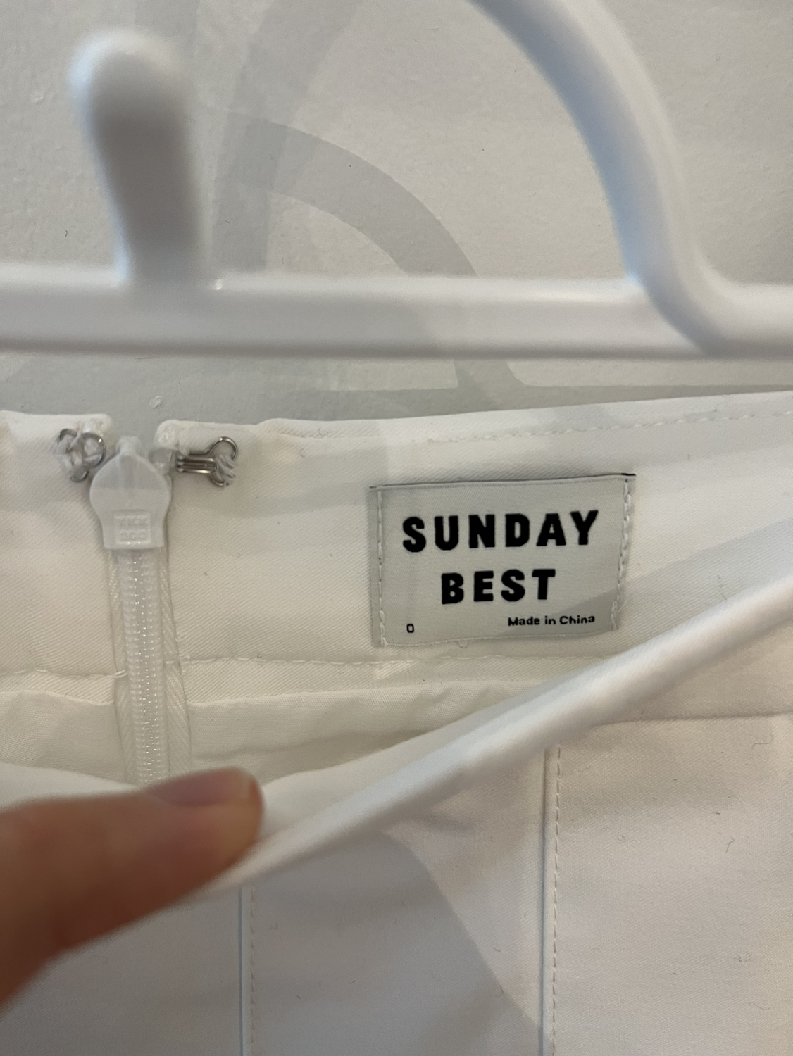 BNWOT - never worn Aritzia Sunday Best skirt - Size 0 - photo 2
