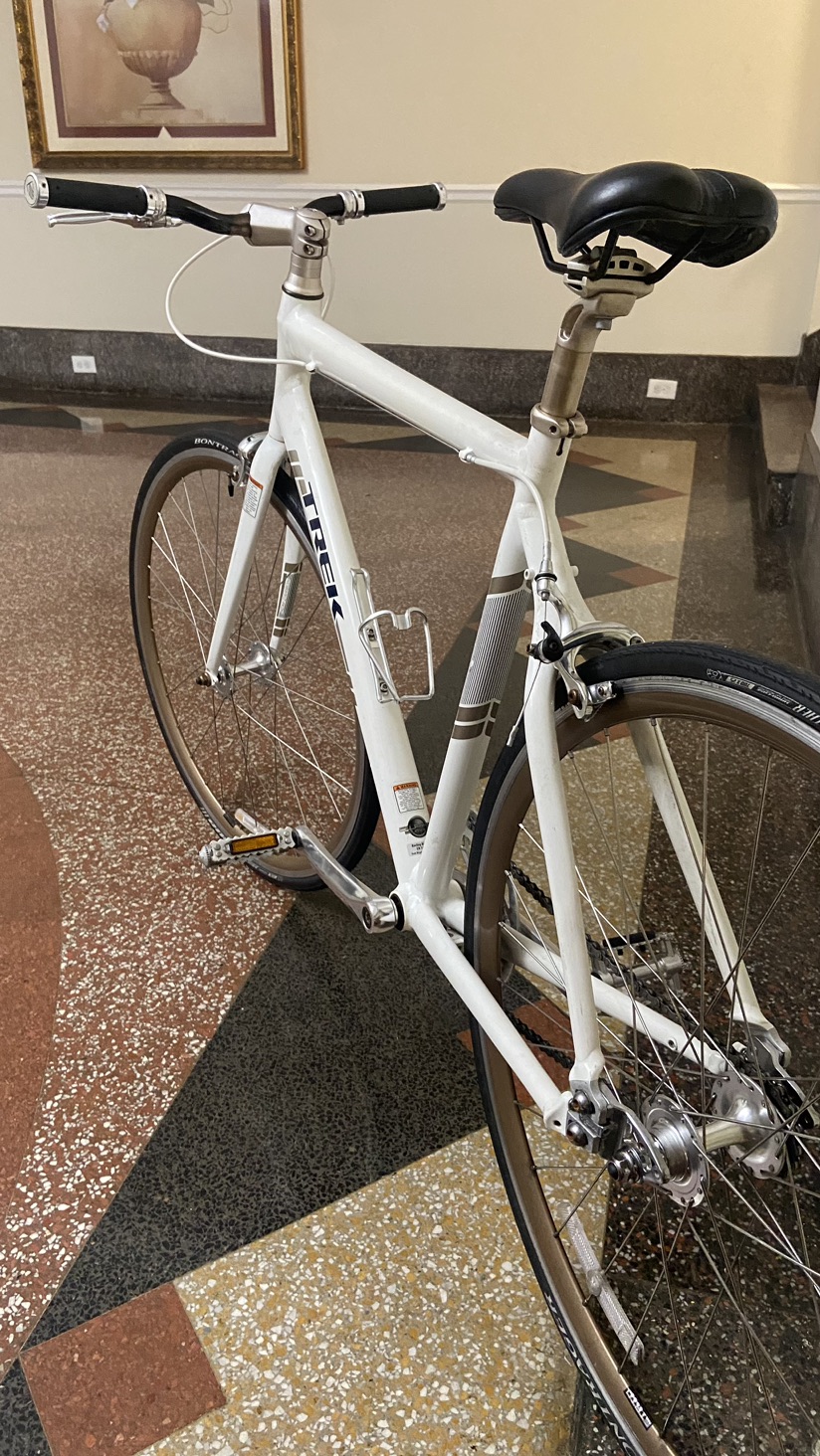 TREK BIKE (Ultra Light) Single speed