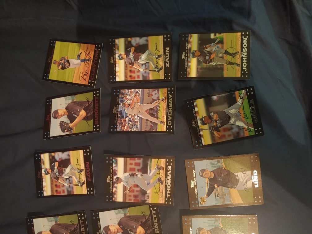Assorted Baseball Cards - photo 2