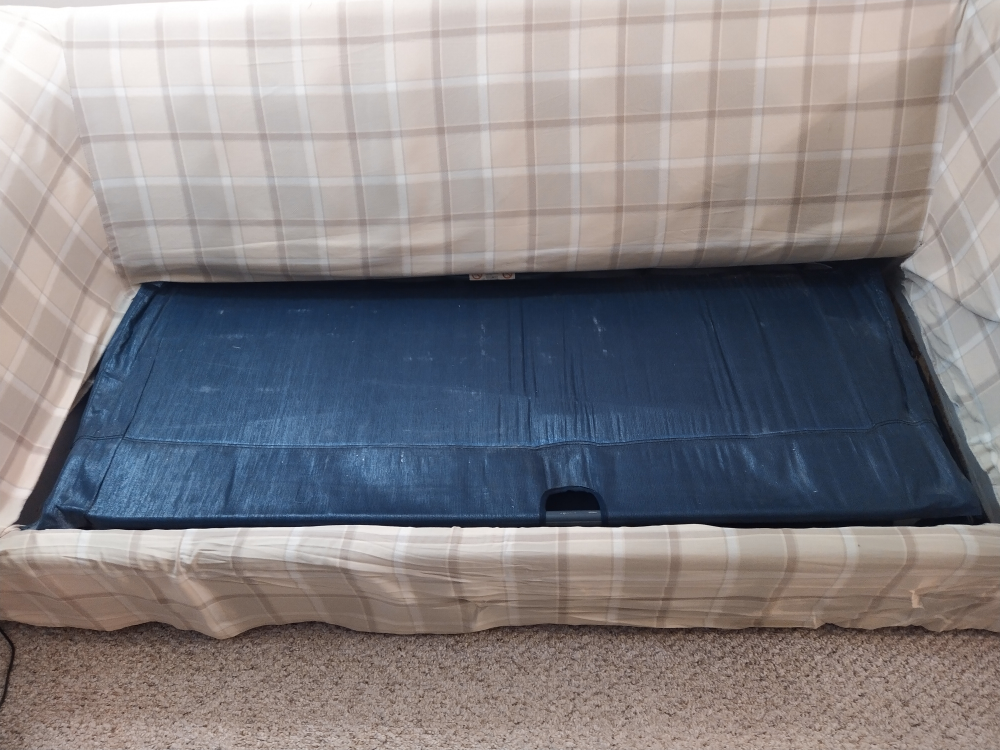 Anyone interested in an old sofa chair that opens into a bed? image indicator(3)