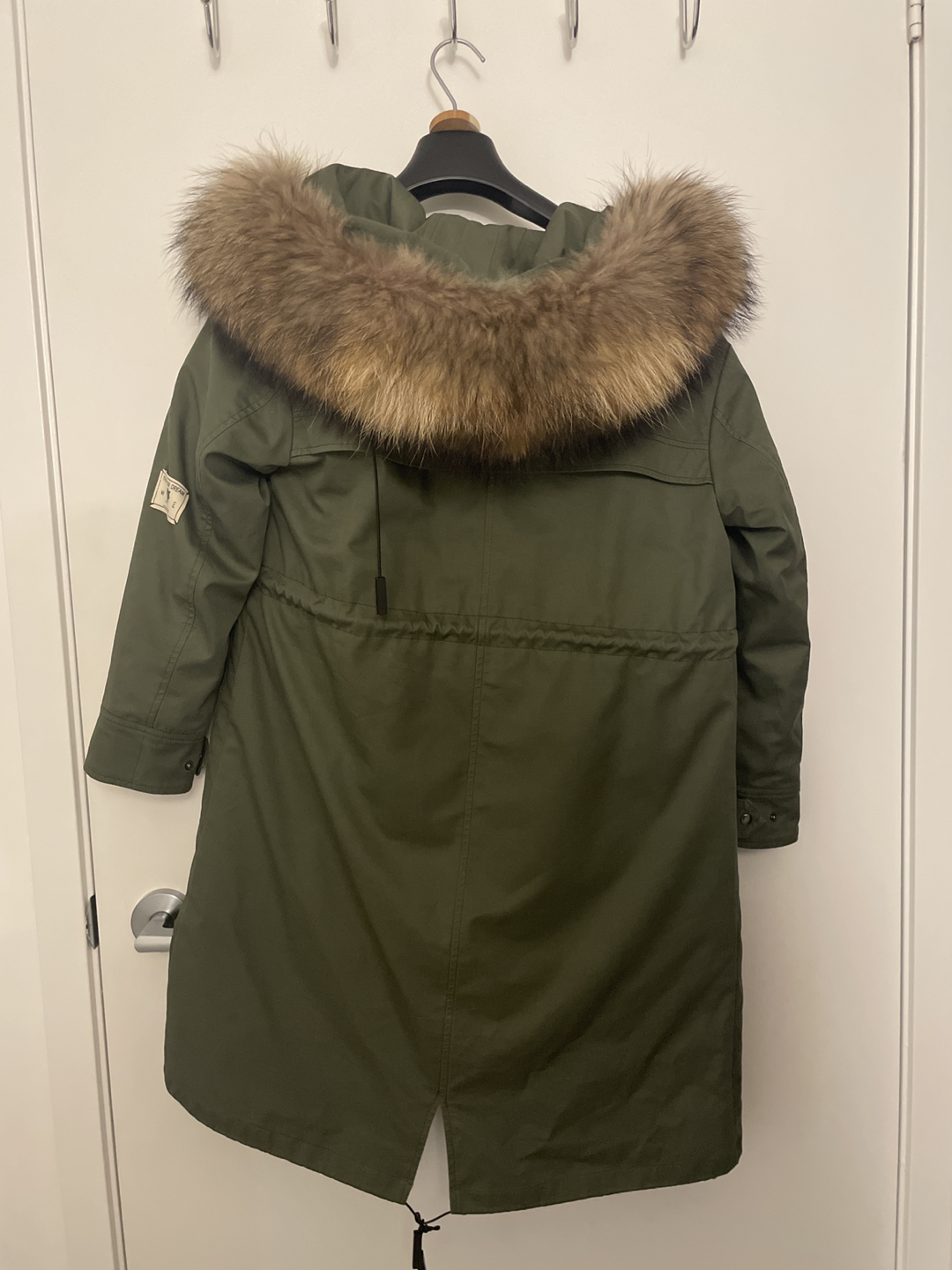 Almost brand new woman winter coat - photo 2