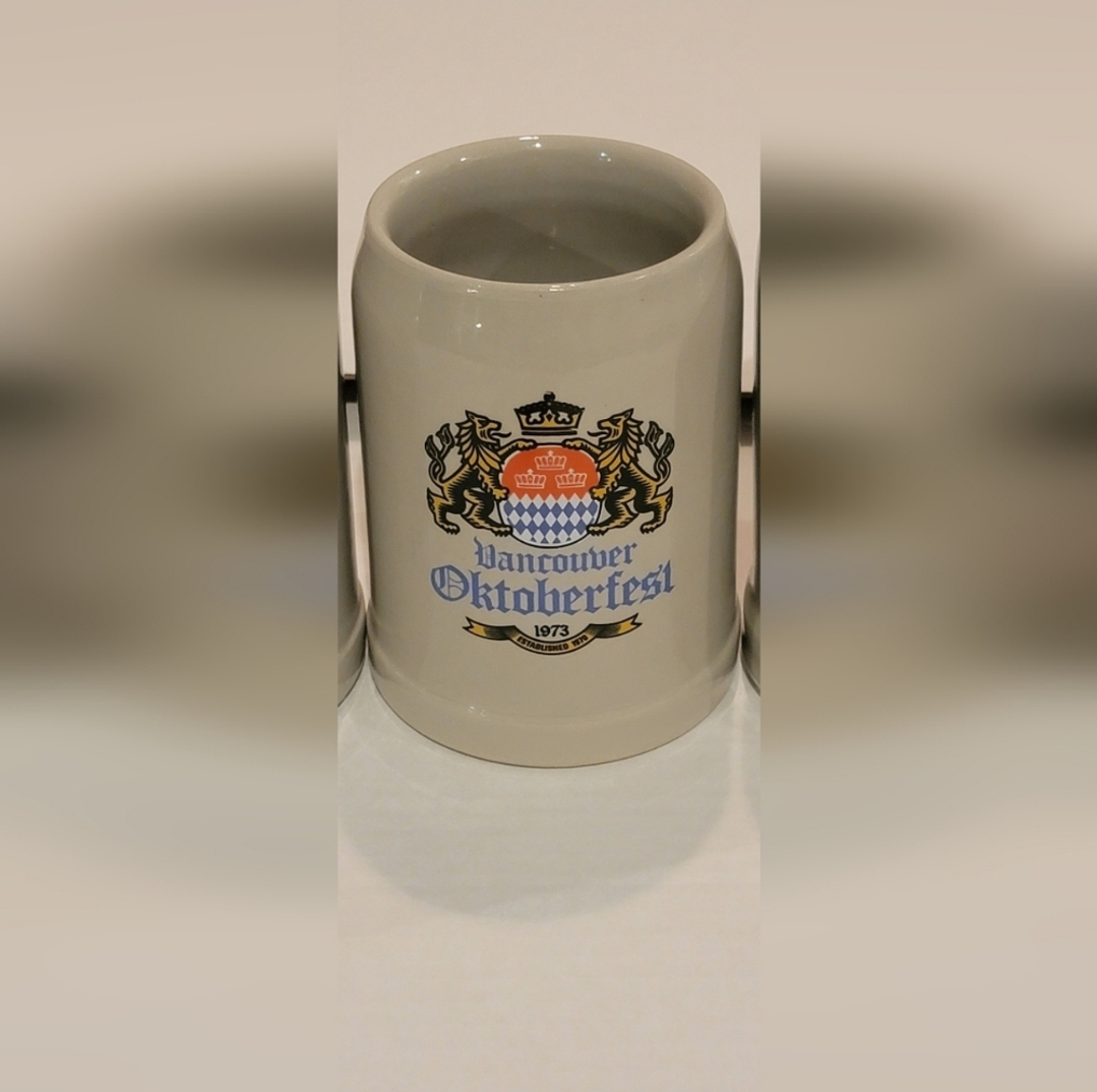 VANCOUVER OKTOBERFEST 1971-1974, 4 collectors Steins, vintage. - photo 4