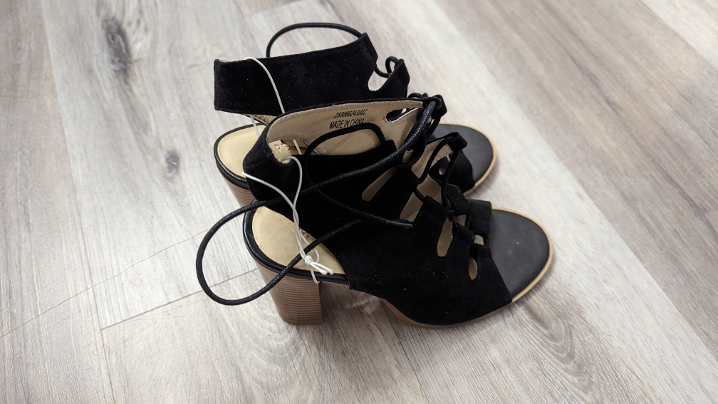 Heels - Size 37 - photo 2