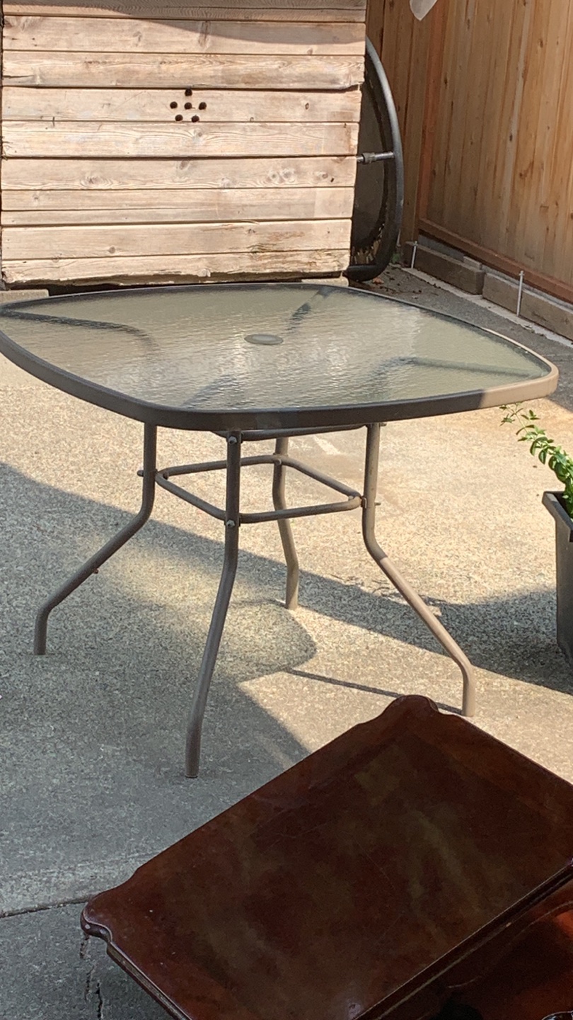 Table thumbnail