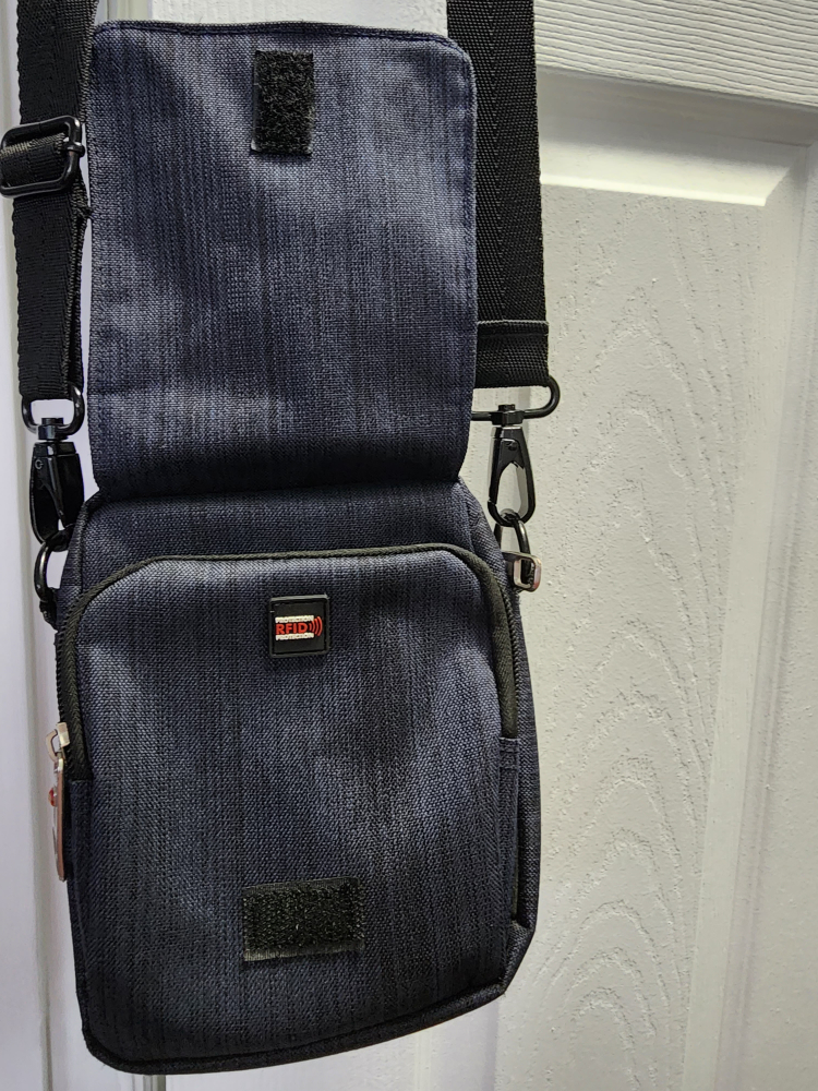 Swiss Gear Travel Pouch image indicator(2)