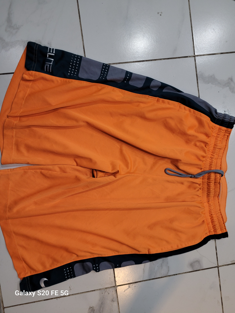 3 NIKE Dri-fit Shorts(L) for $13/OR $5 each image indicator(4)