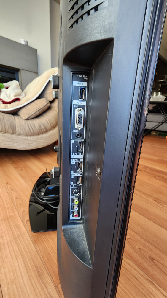 40" Sony TV - photo 4