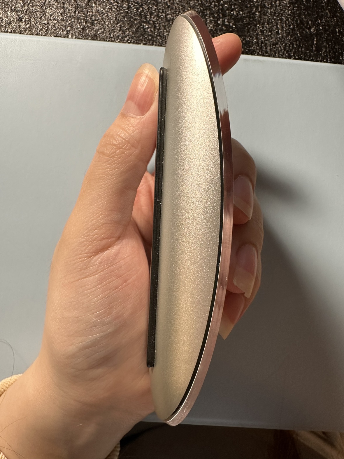 Apple Mouse - model# A1657 Mouse only - photo 4