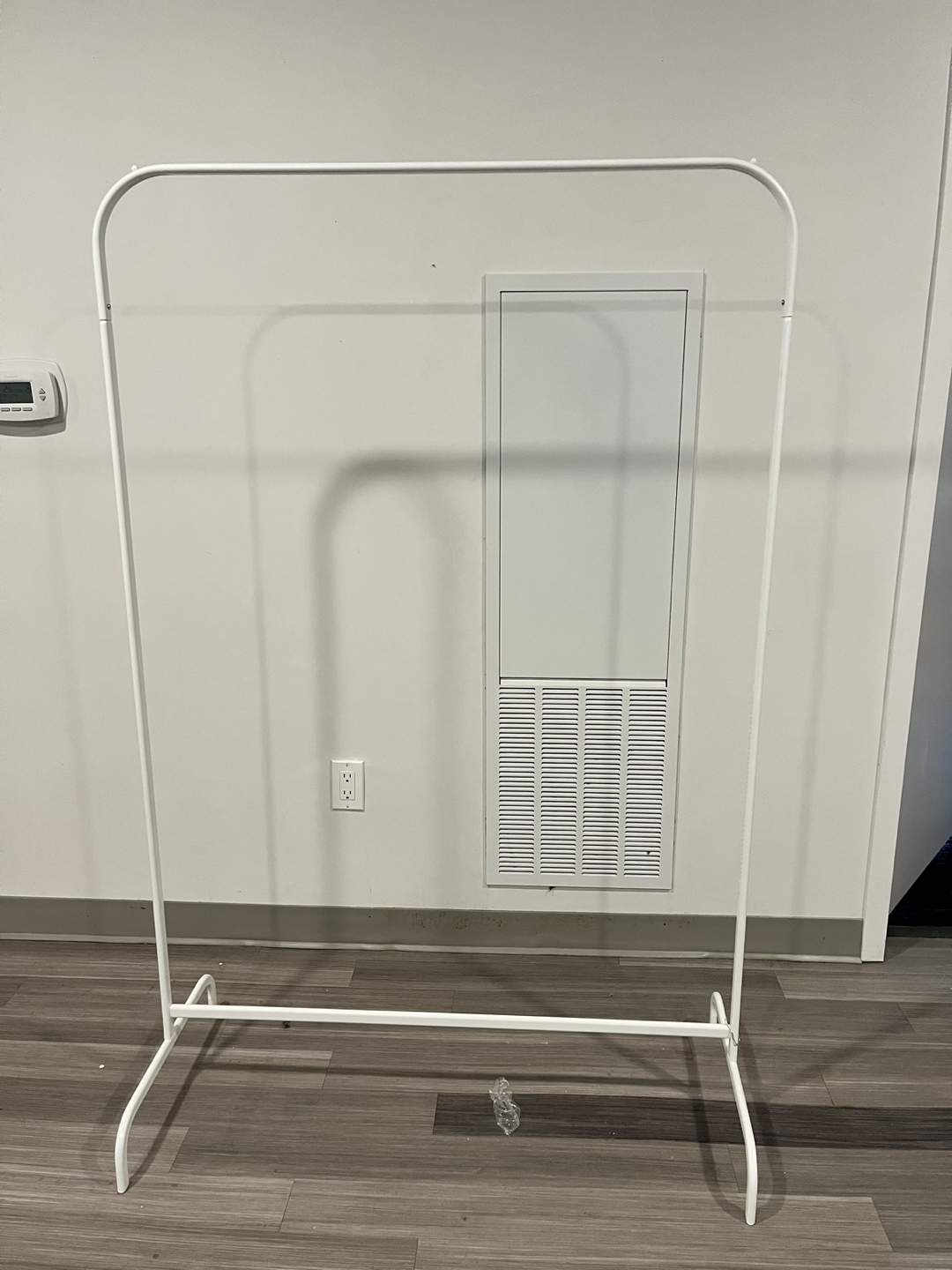 Clothes rack