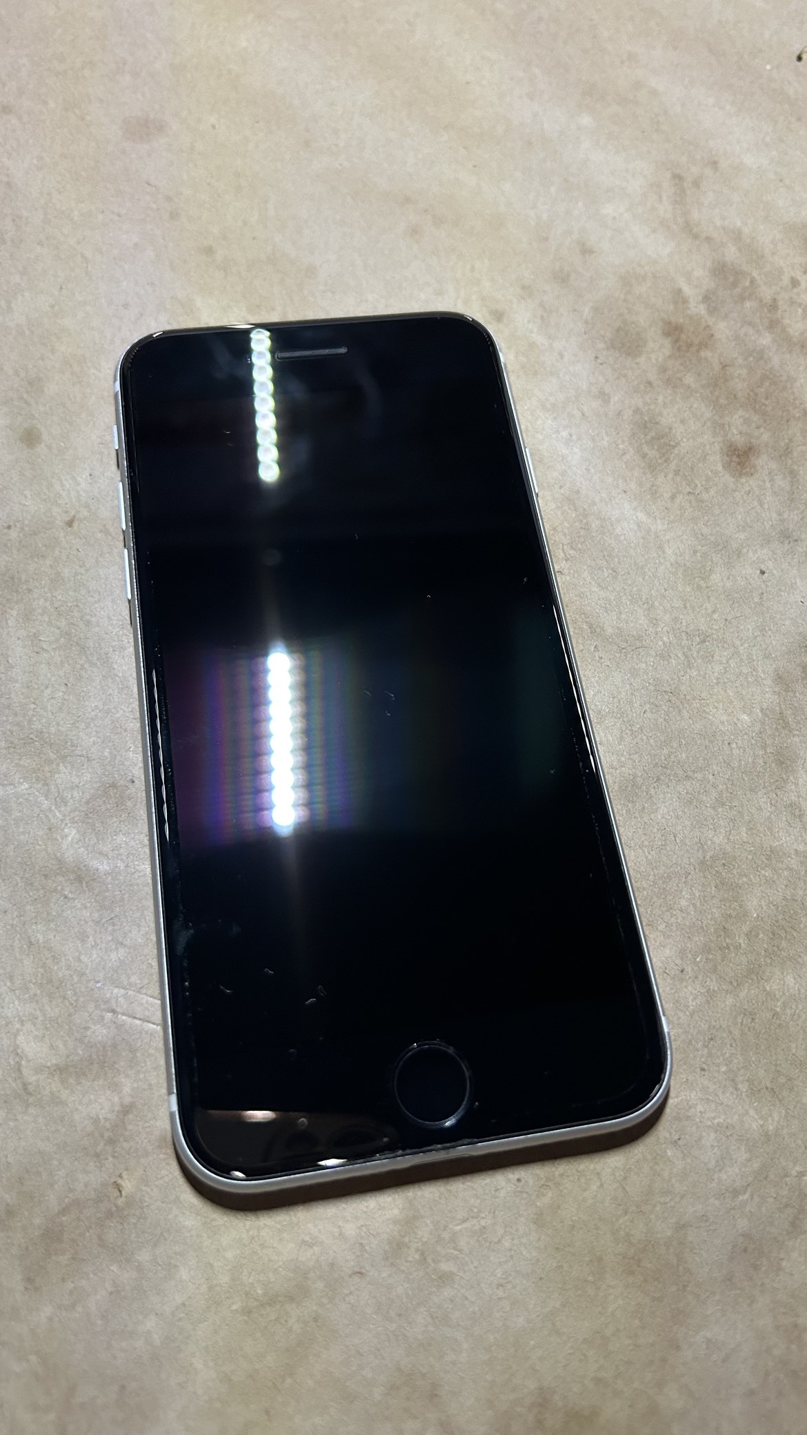 iPhone SE 2020 64gb image indicator(2)