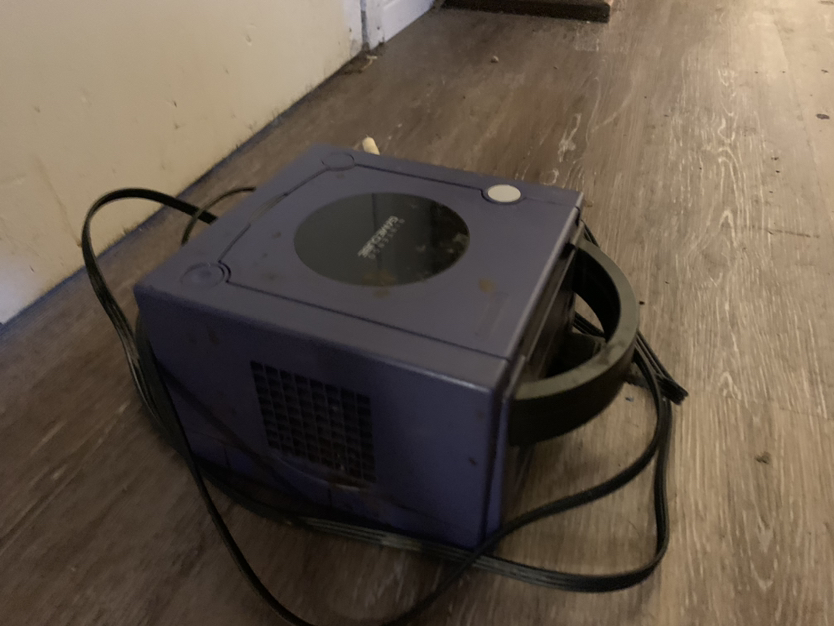 Nintendo Game Cube console  read description * image indicator(3)