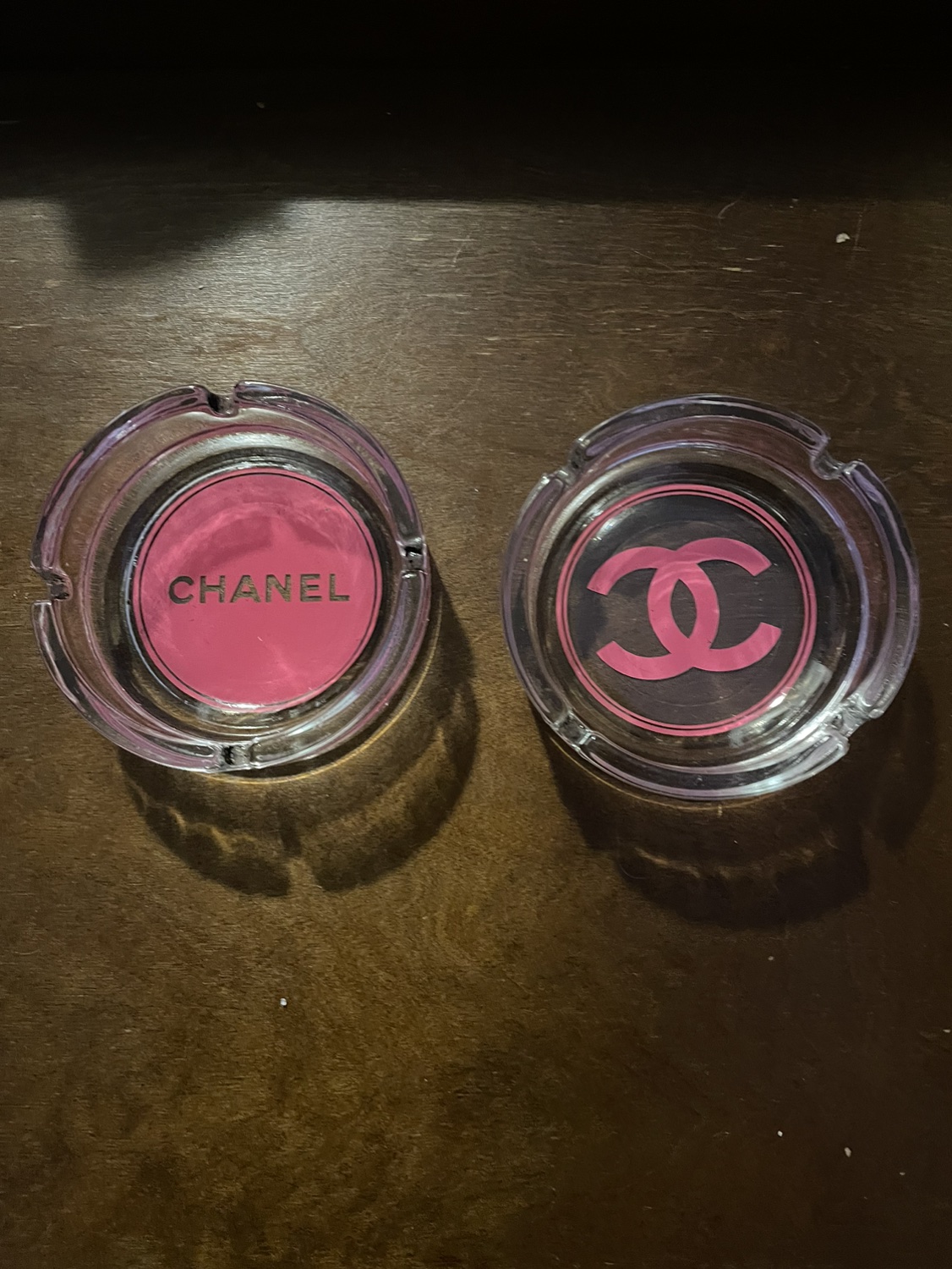 Chanel glass ashtrays - photo 3