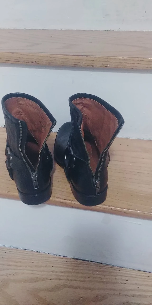 Leather Boots image indicator(5)