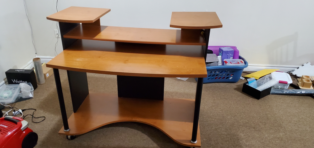 Studio desk thumbnail