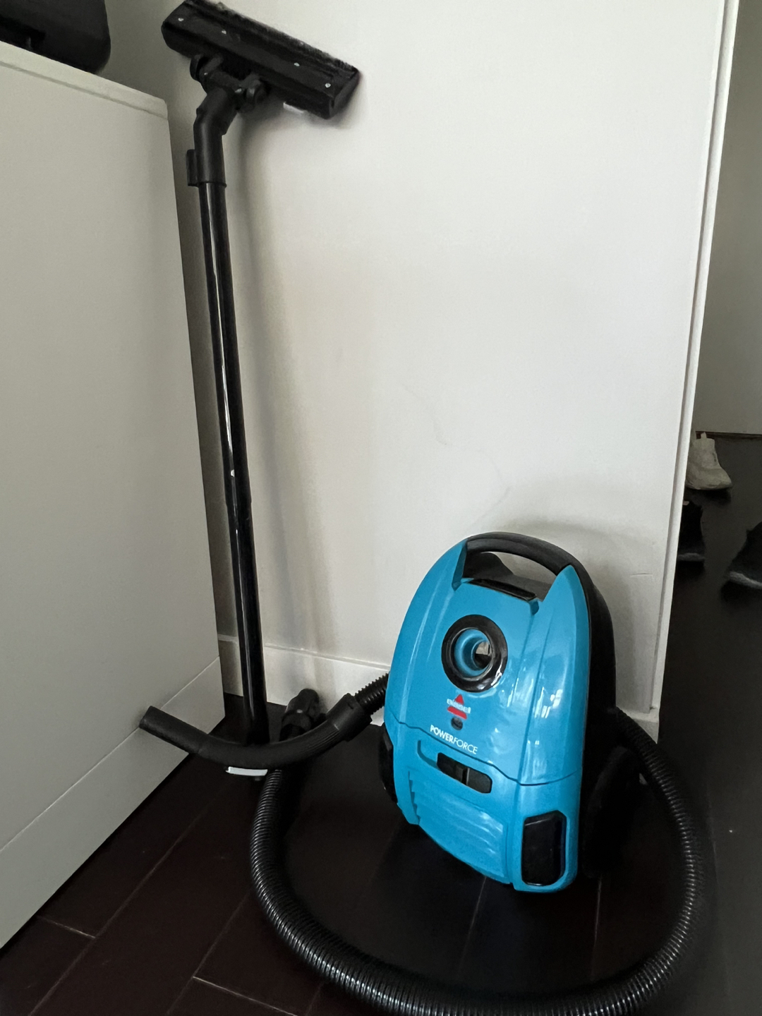 BISSELL® PowerForce Vacuum - photo 2