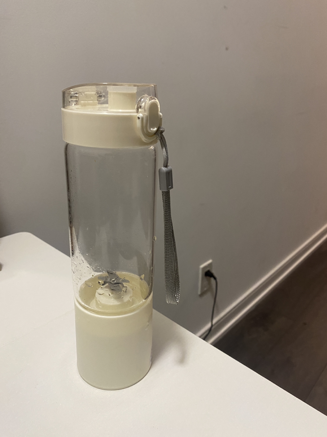 Multifunctional juicer/blender thumbnail