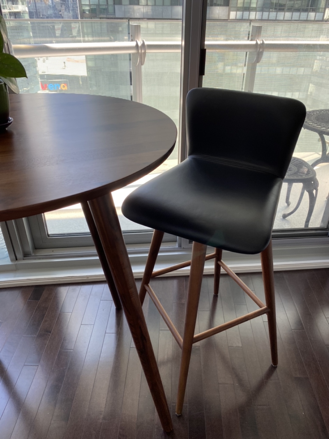 ARTICLE bar table + 2 chair dining set - photo 4