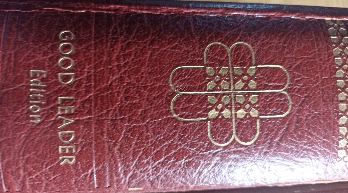 Leather Vintage Holly Bible - photo 5