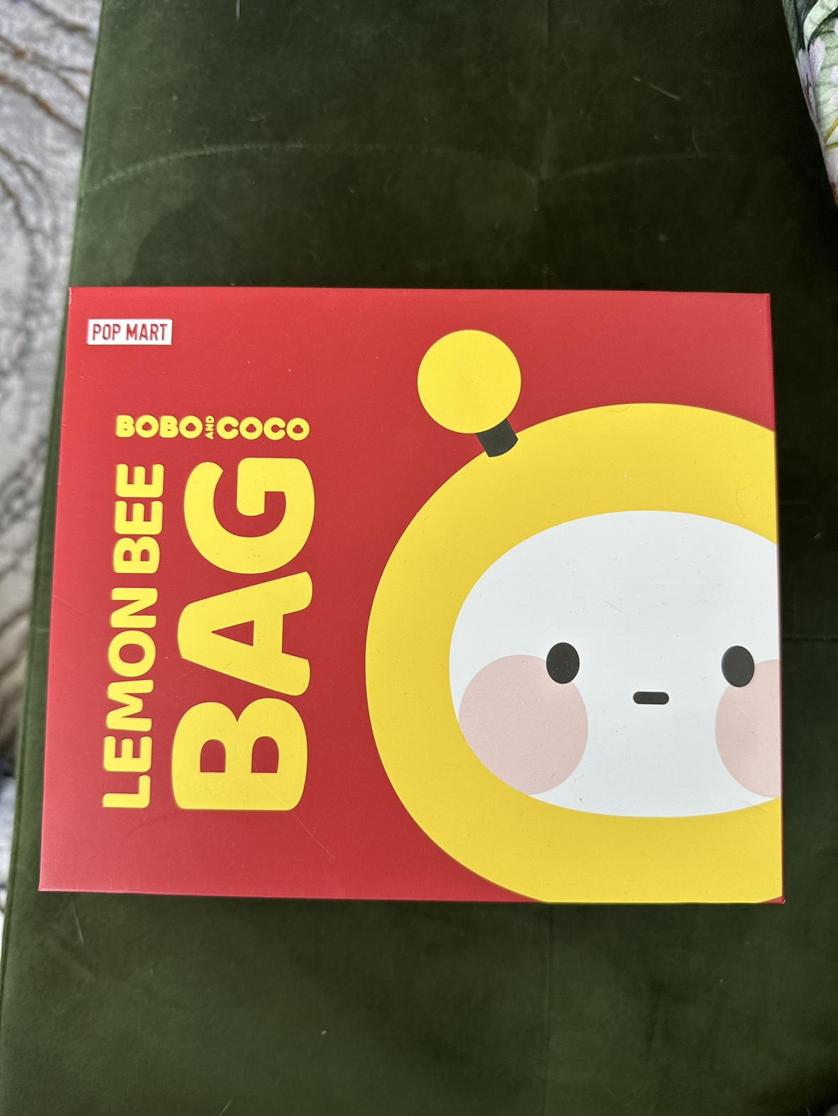 Pop Mart Lemon Bee Bag - photo 2