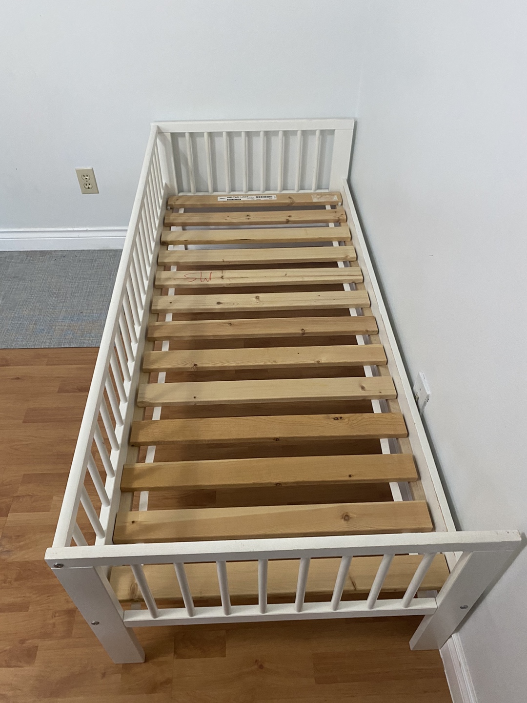 Junior bed thumbnail