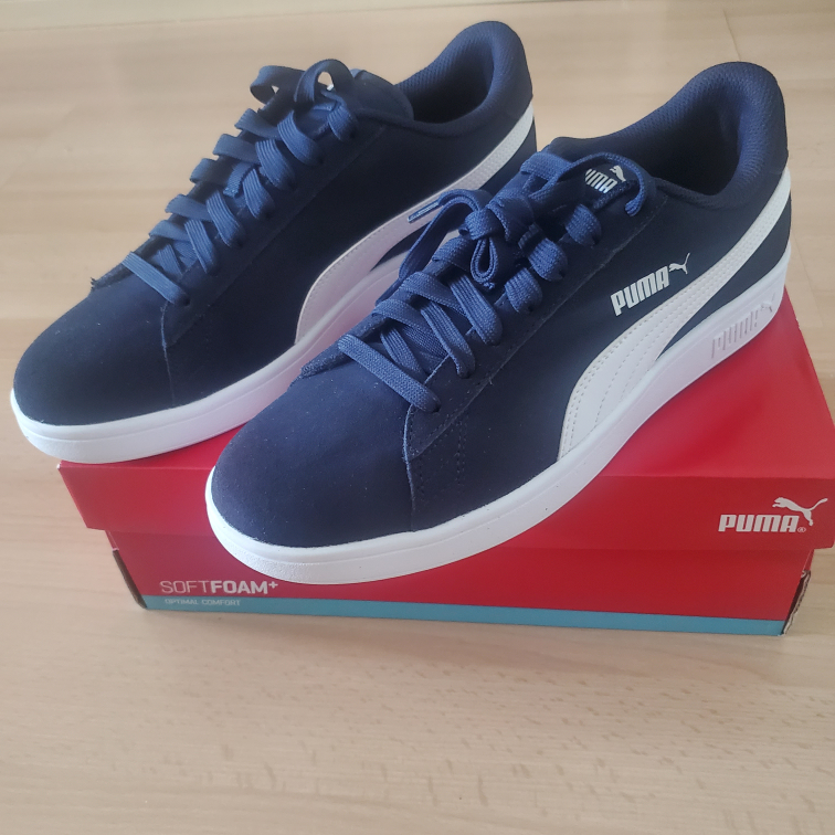 Men's navy blue puma shoes thumbnail