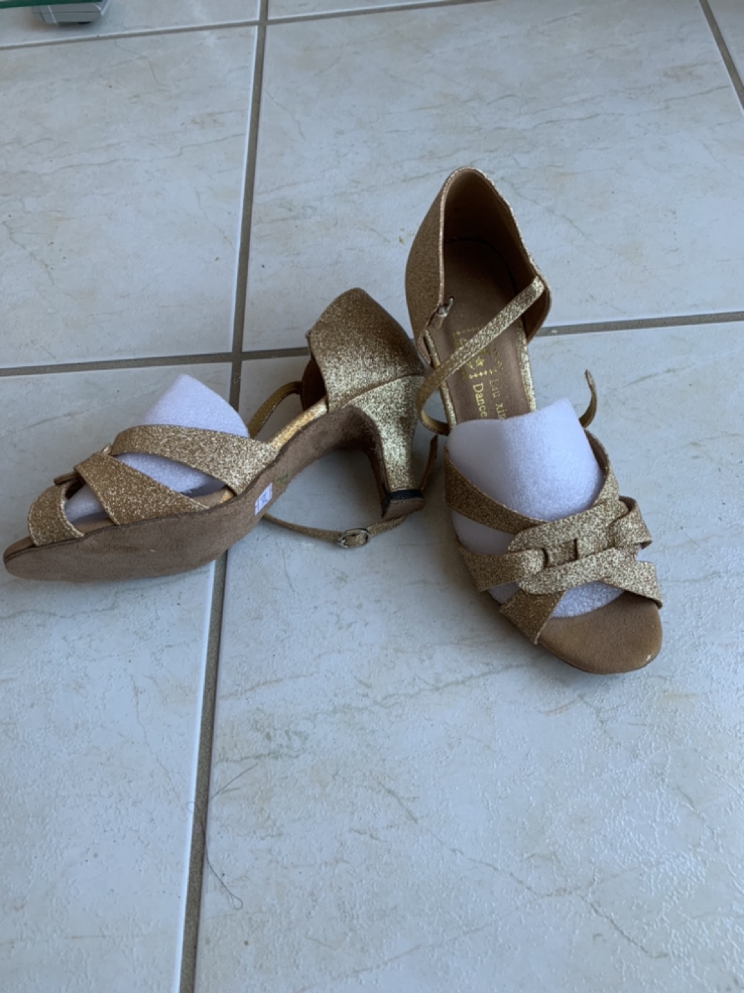 Ladies Brand New Dancing Shoes thumbnail