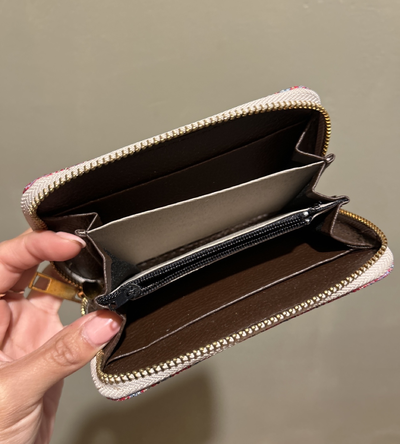 Small coin/card wallet image indicator(2)