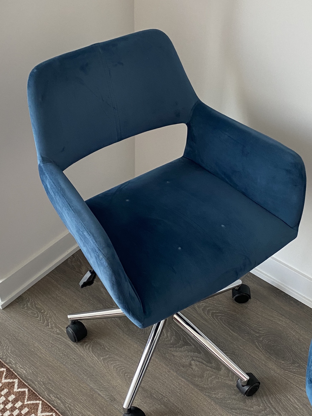 Two Stylish Blue Office Chairs image indicator(5)