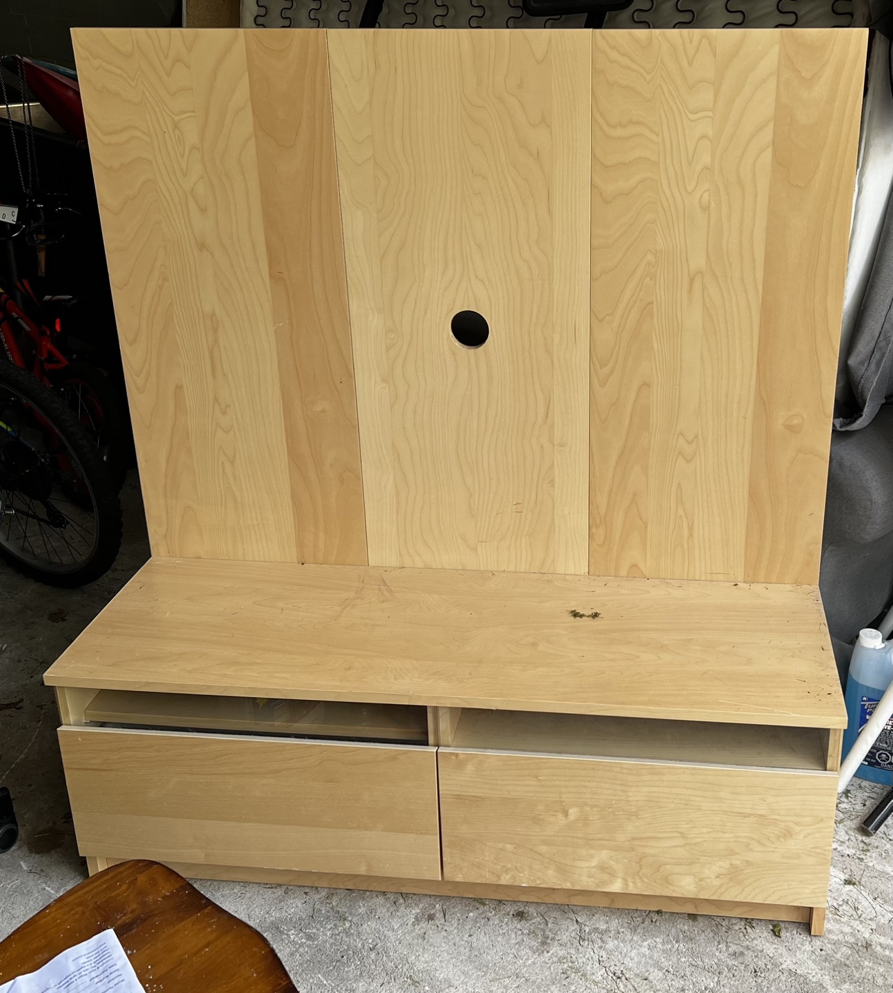 Tv stand/ entertainment center