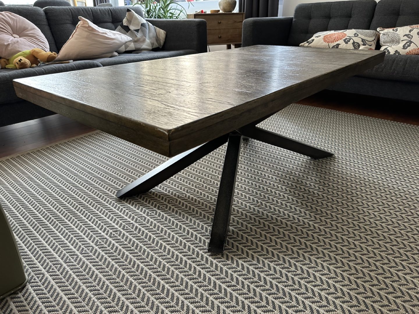 Coffee Table image indicator(3)