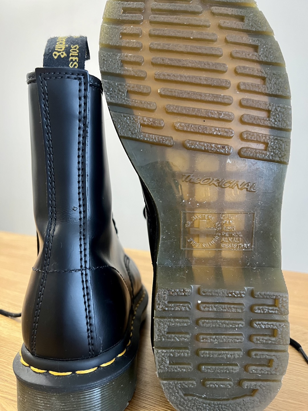 **WOMENS DOC MARTENS IN BLACK** - photo 5