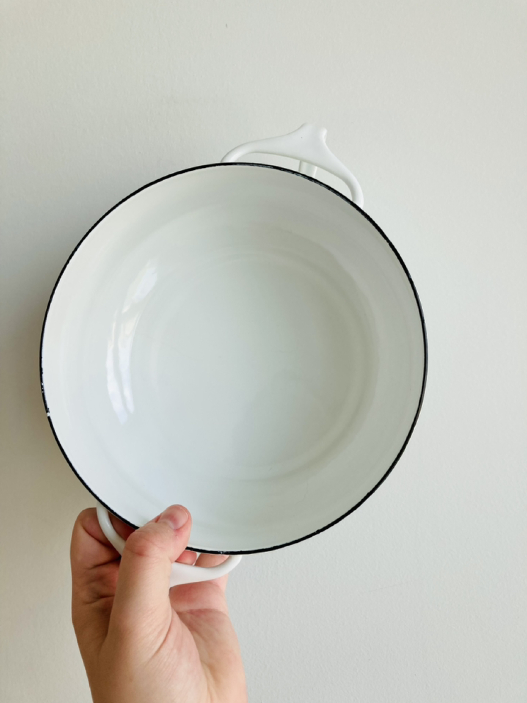 Dansk  Kobenstyle White 4 Qt Casserole image indicator(4)