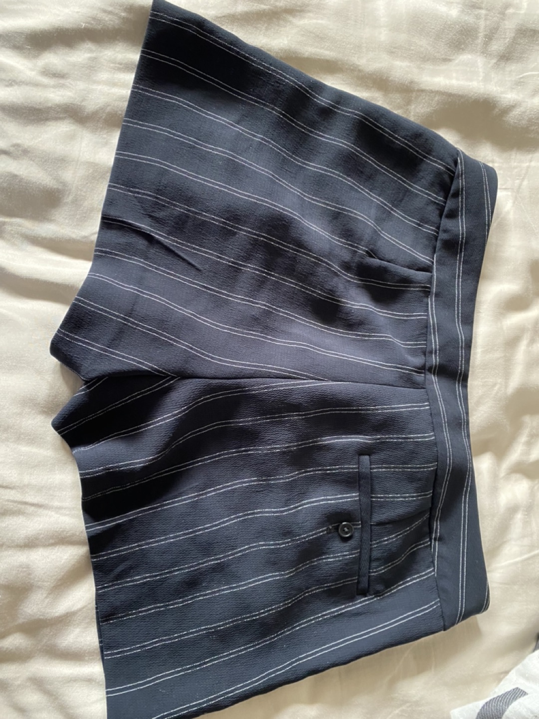 Wilfred Shorts with bow (sz6) image indicator(2)