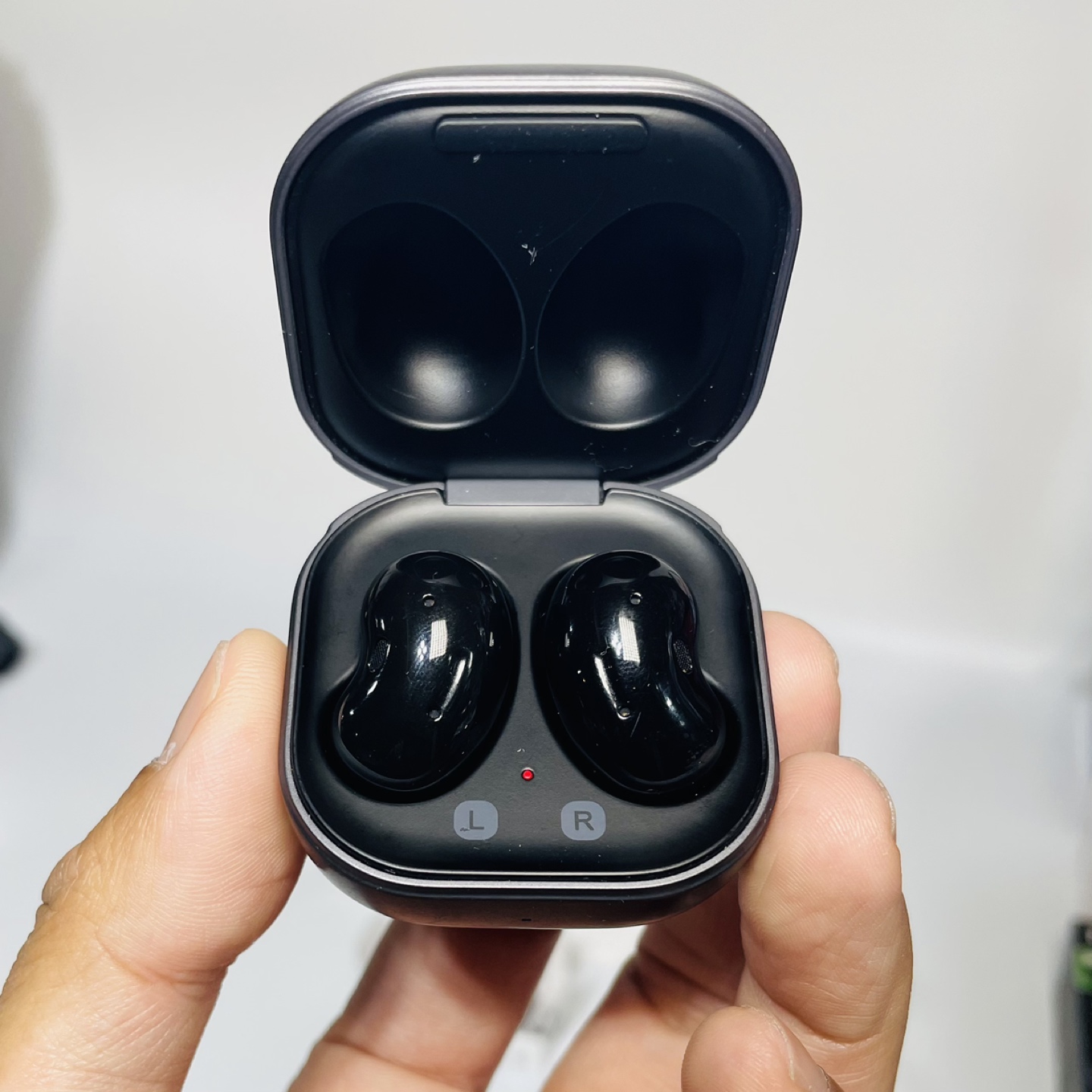 Samsung Galaxy Buds Live Bluetooth Wireless Earbuds (Black) - photo 5