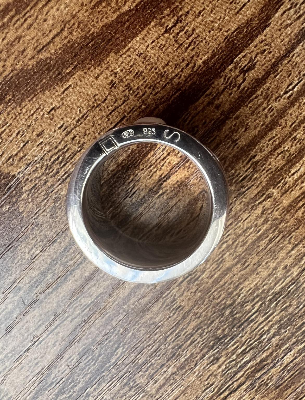 Vivienne Westwood Enamel & Mother of pearl Orb silver Ring image indicator(4)