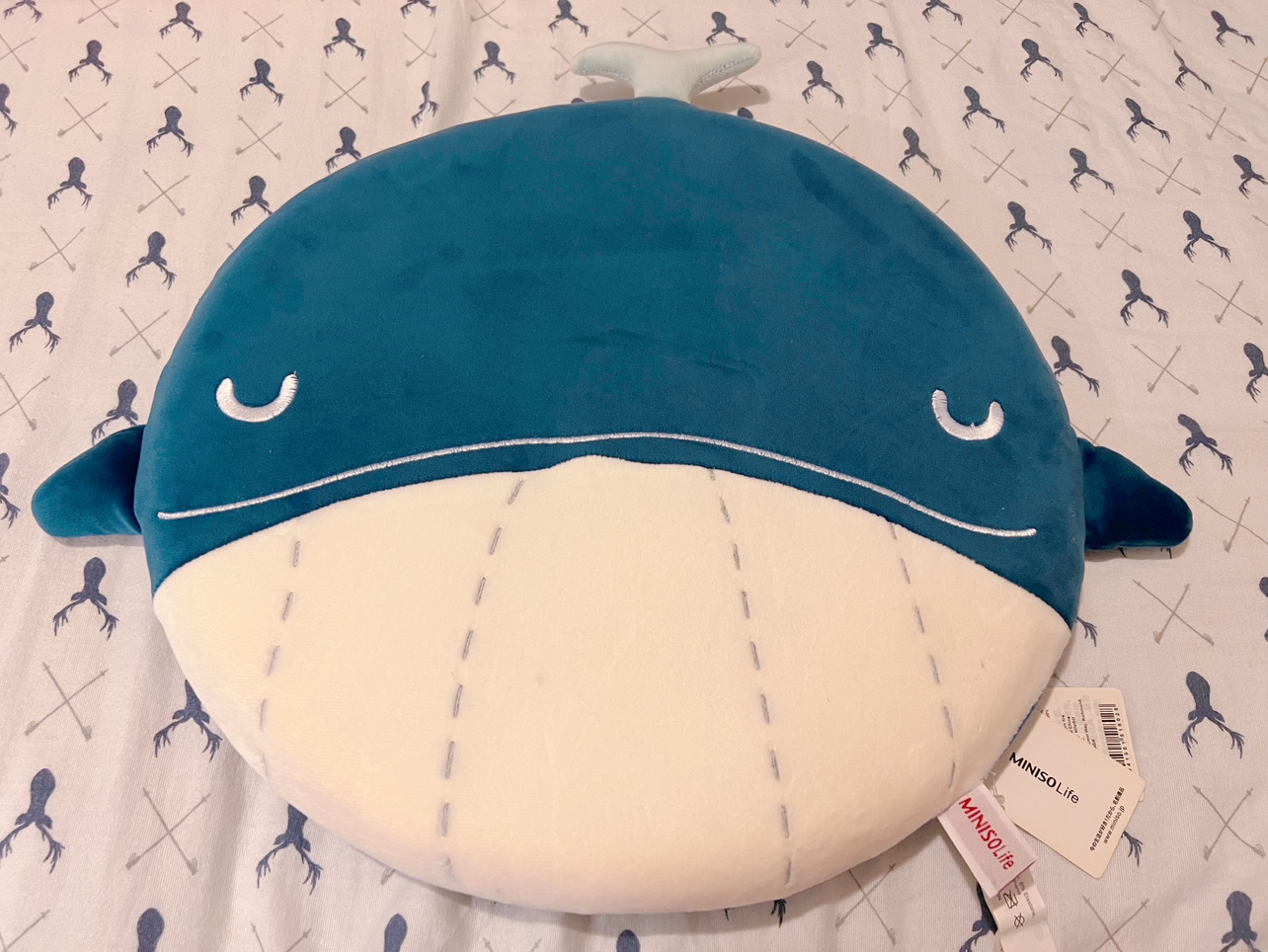 MINISO Whale Flat Plush Toy Brand New Karrot