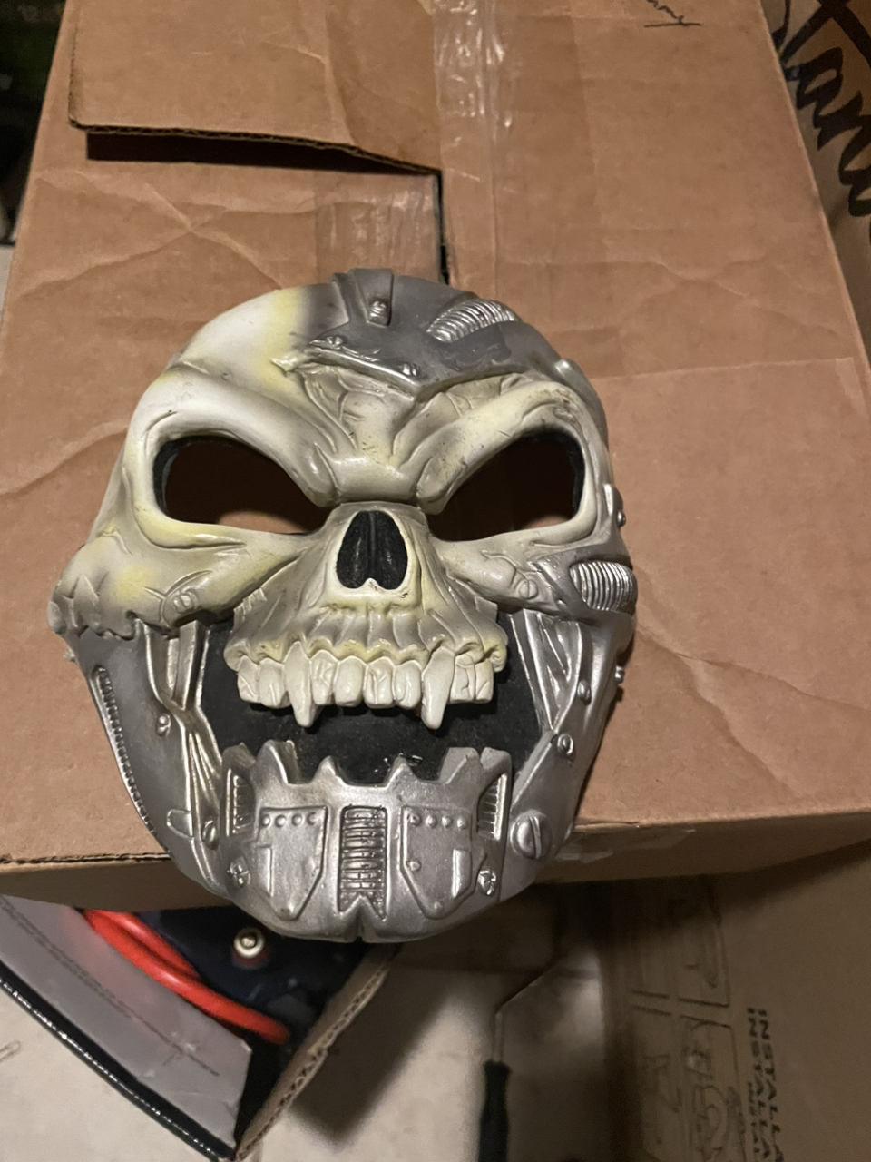 Mask  adjustable free