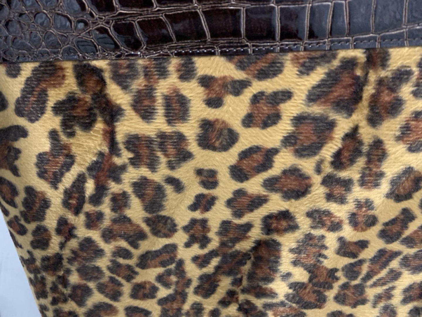 Leopard magazine & book  rack - photo 4