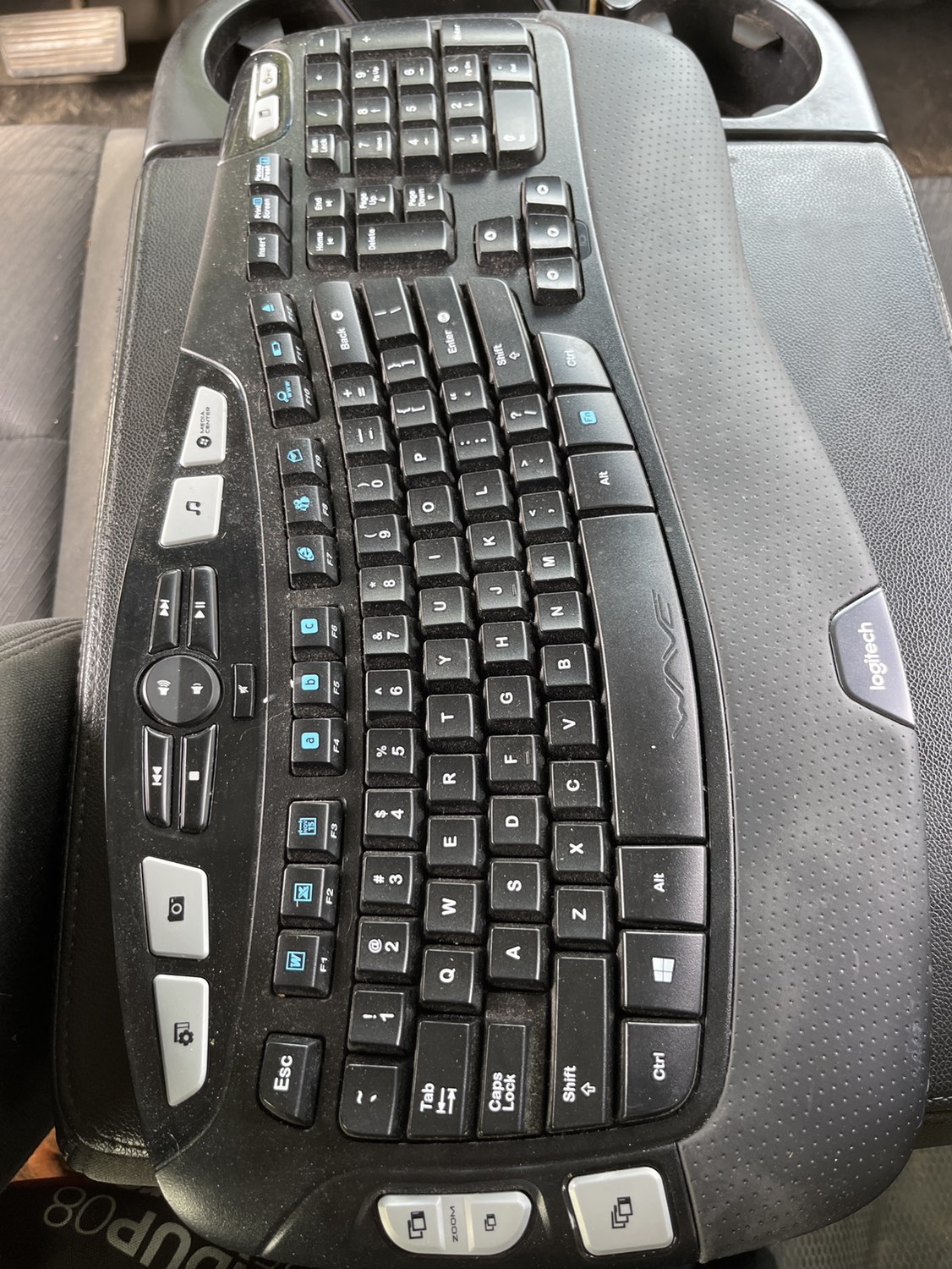 Free Logitech keyboard #freecycle