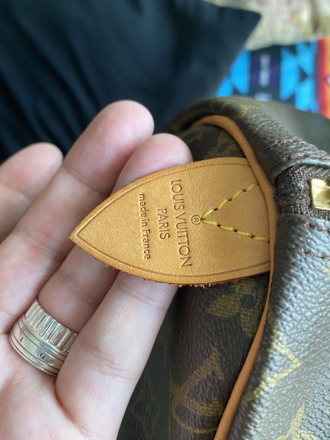 Louis Vuitton Speedy 40 image indicator(4)