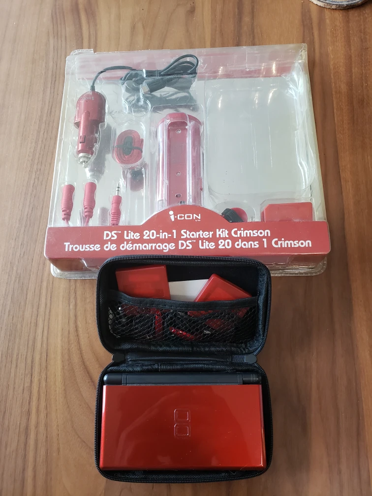 Nintendo DS Lite with starter kit thumbnail