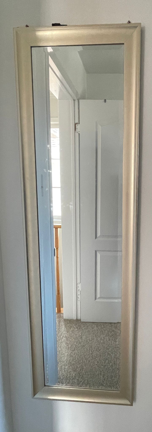 Over the Door Framed Wall 50X14 (Inner Mirror size 48X12)