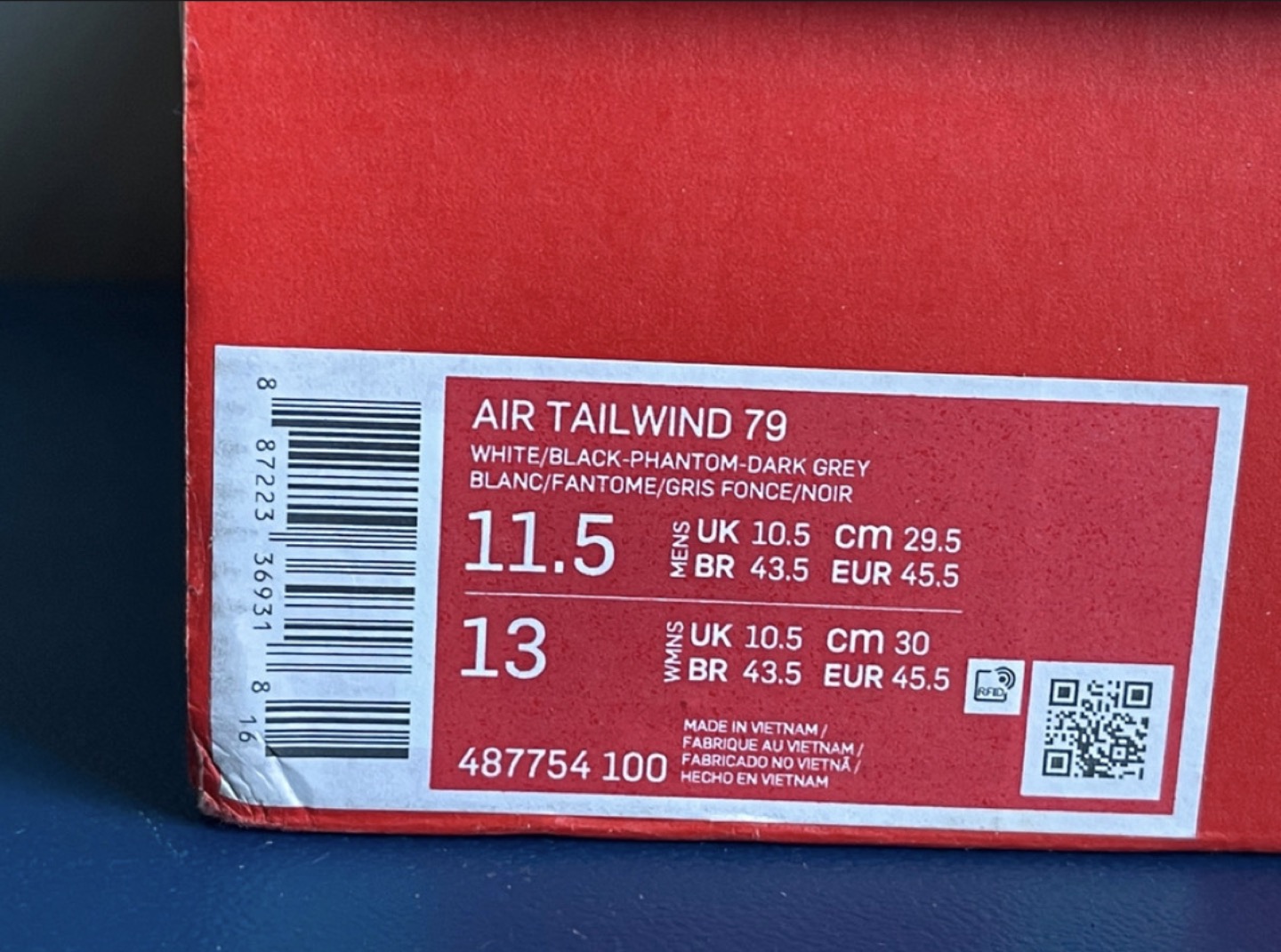 LNIB NIKE AIR TAILWIND 79 image indicator(7)