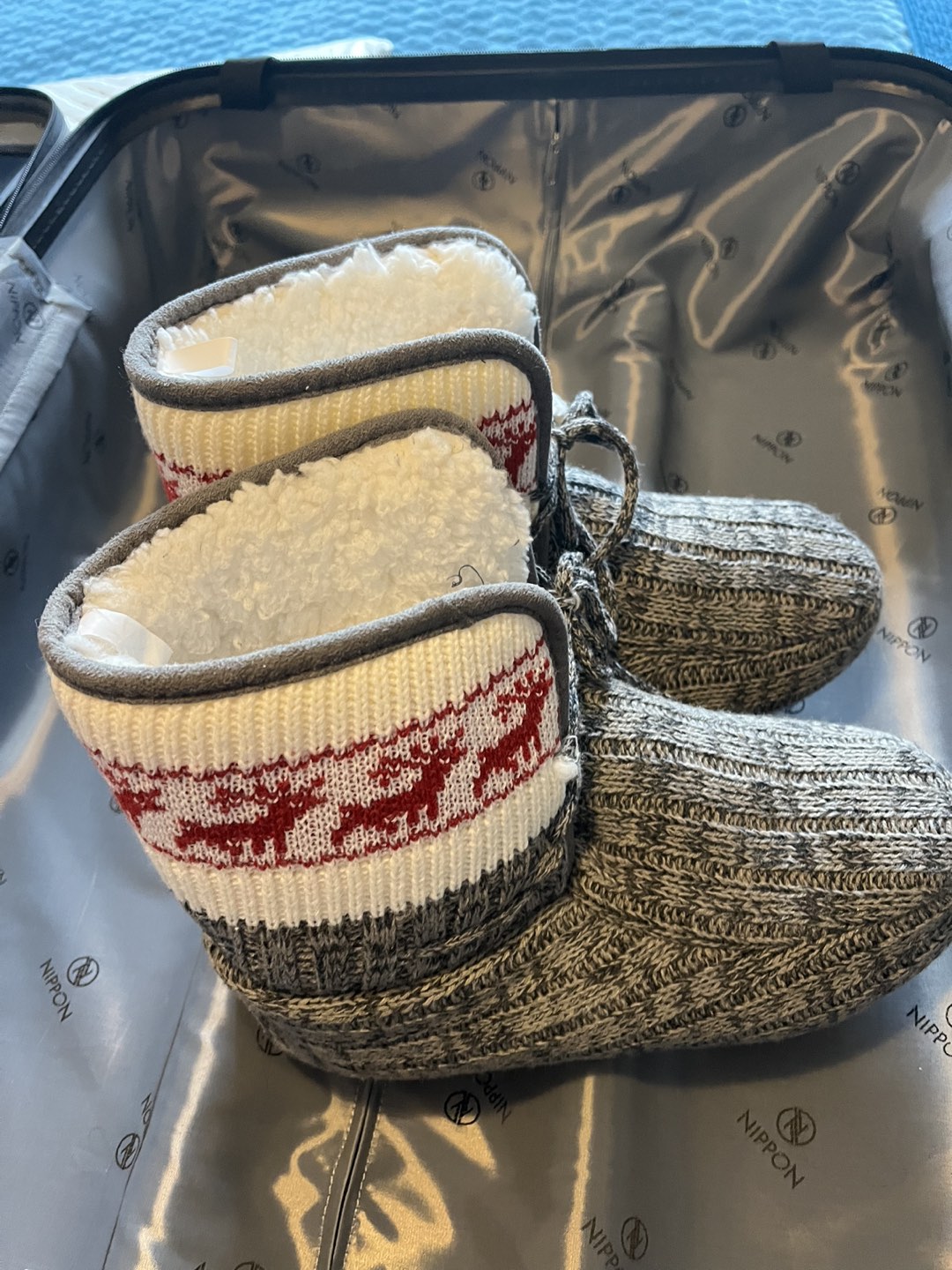Warm and Comfy Plush Slippers thumbnail