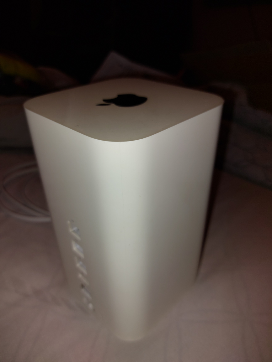 Apple Airport Extreme Router 6th Generation image indicator(3)