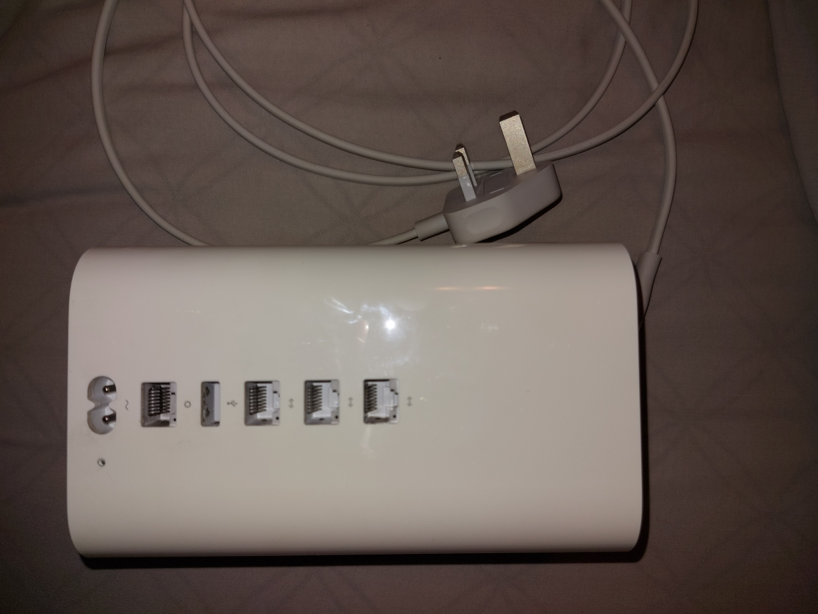 Apple Airport Extreme Router 6th Generation image indicator(4)