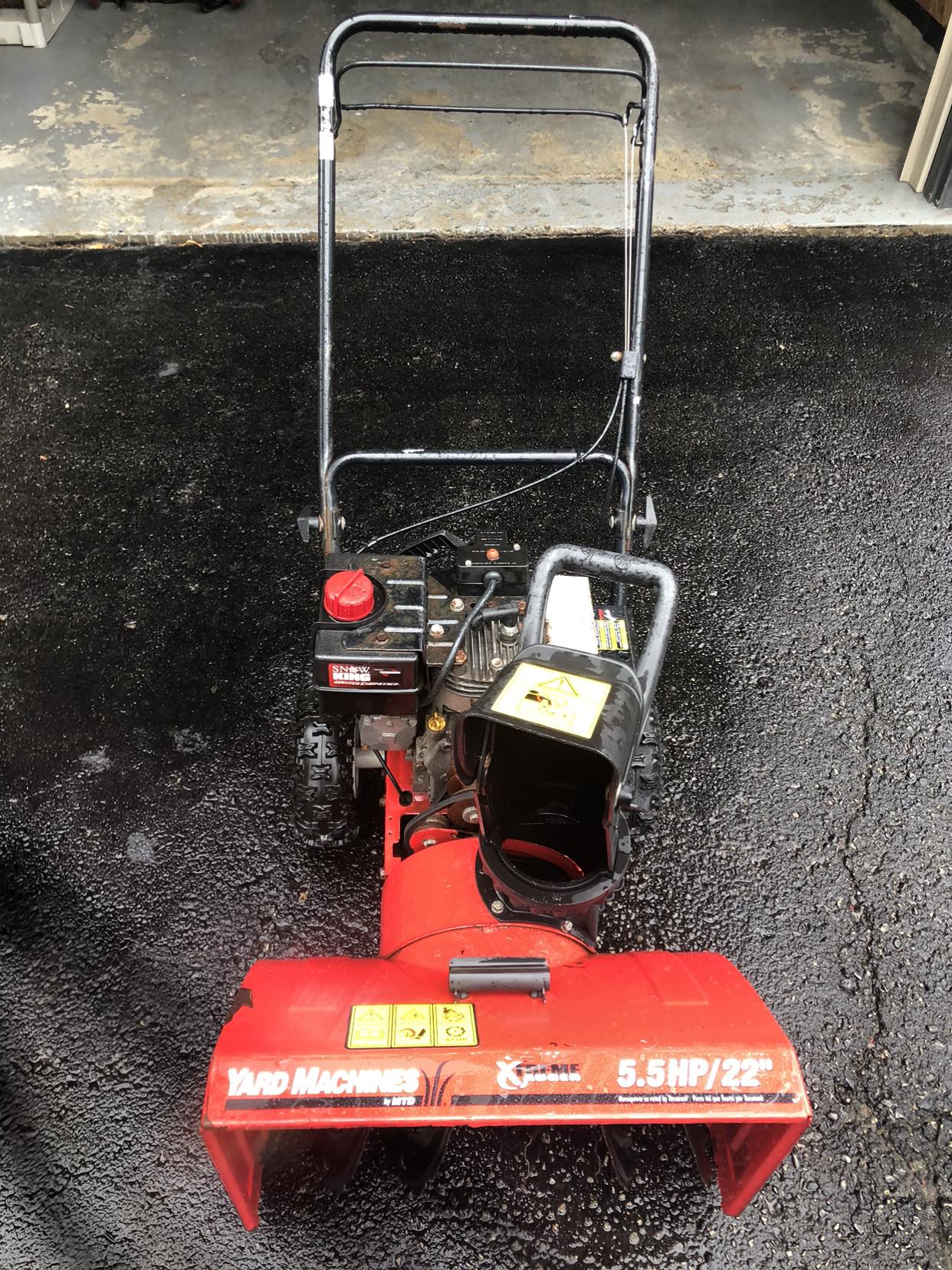MTD 22 Inch Snowblower 5.5HP - photo 2