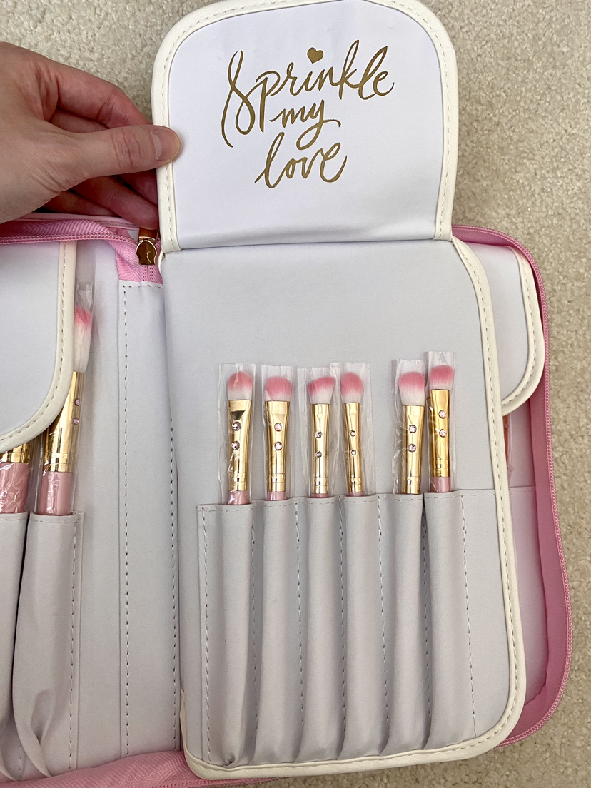 NEW Pink Glam Brush Book (very Barbie💕) image indicator(5)